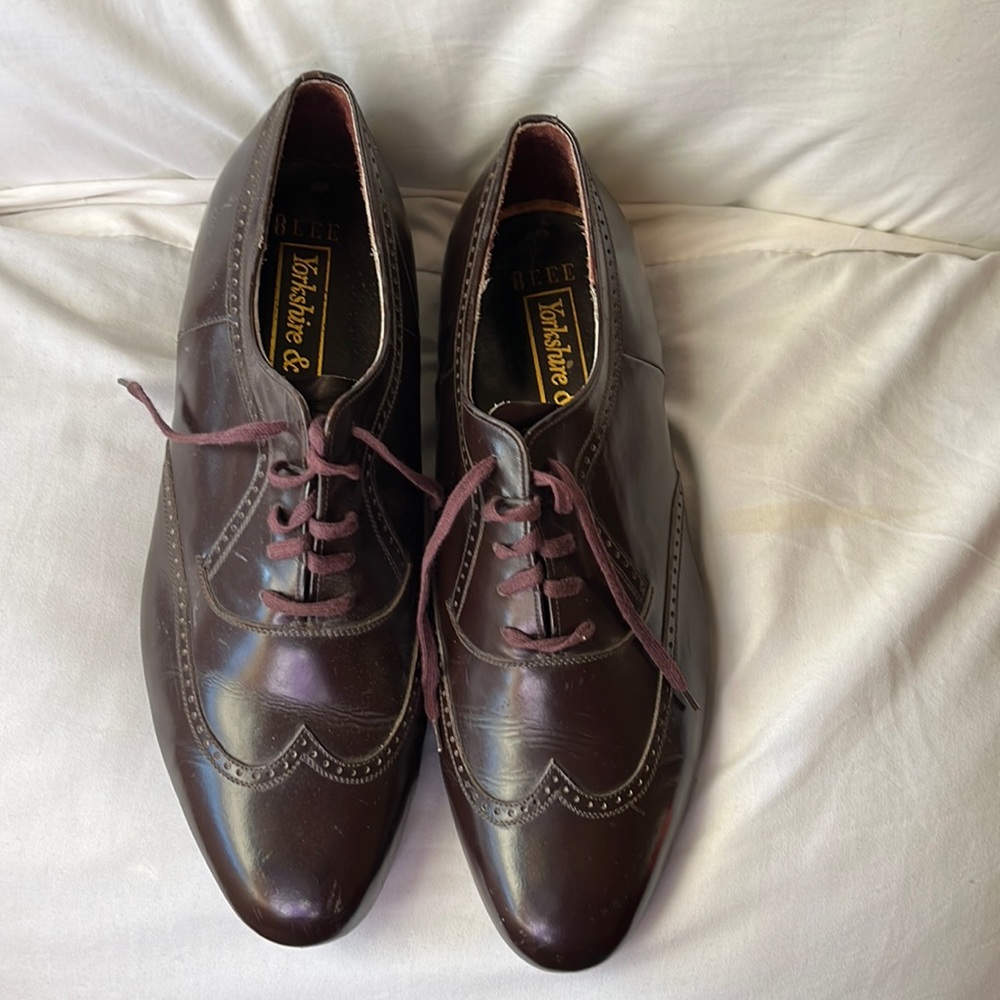 Men’s dress shoes